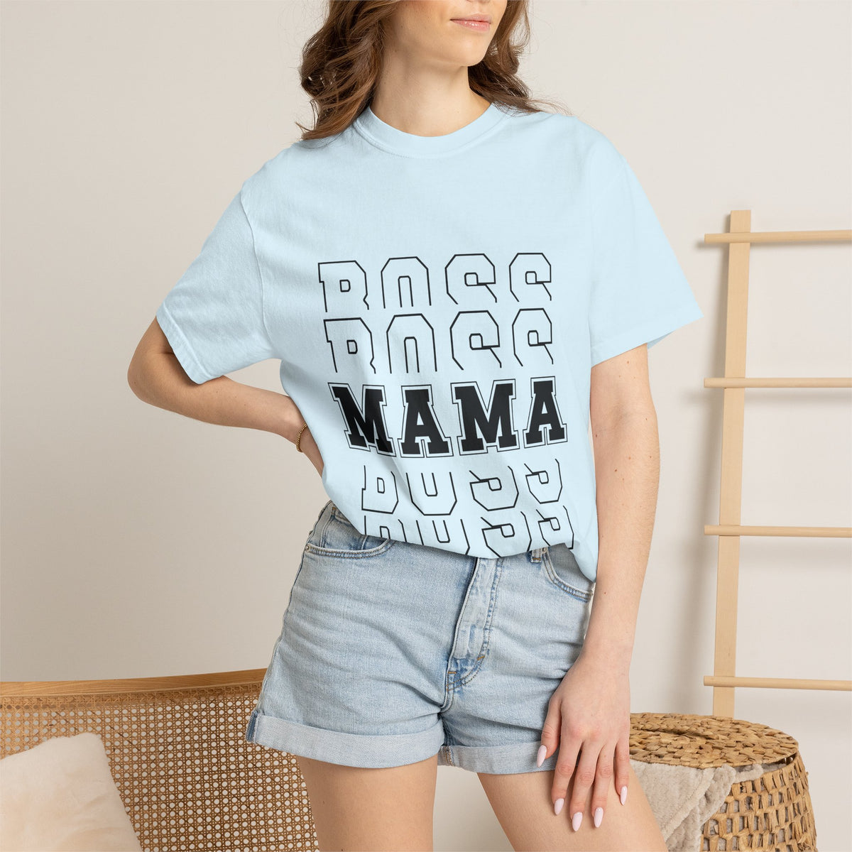 Mama Boss T-Shirt — 'MAMA' Layered Text Graphic Tee for Moms
