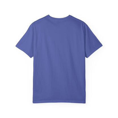 Mama Boss T-Shirt — 'MAMA' Layered Text Graphic Tee for Moms